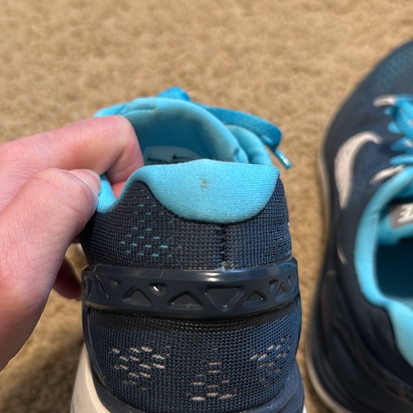 Men’s Nike shoes - Picture 7 of 8